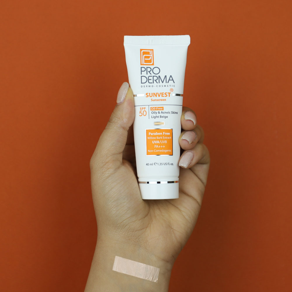 کرم ضد آفتاب SPF50 فاقد چربی بژ طبیعی پرودرما - Image 2